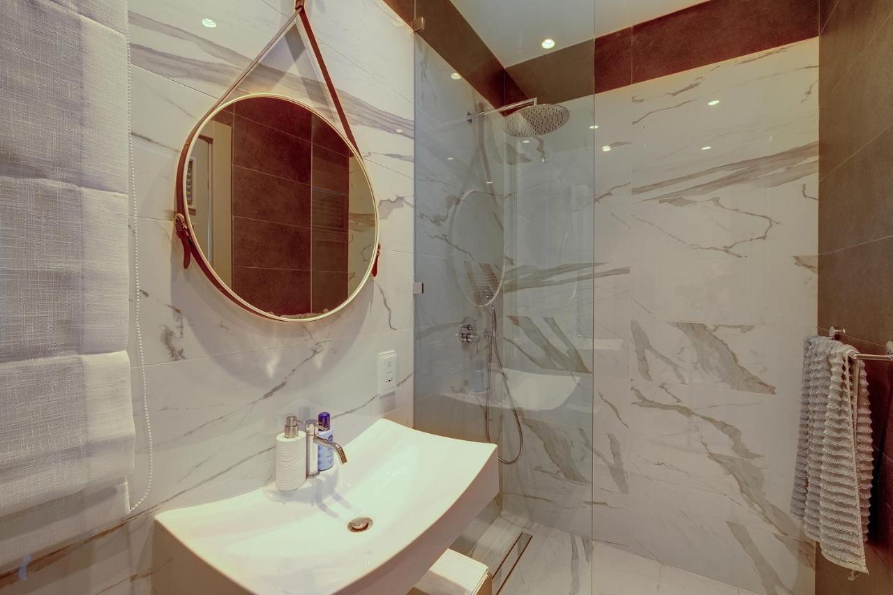 Super Luxury Apartment In Tigne Point, Amazing Sea Views Слима Экстерьер фото
